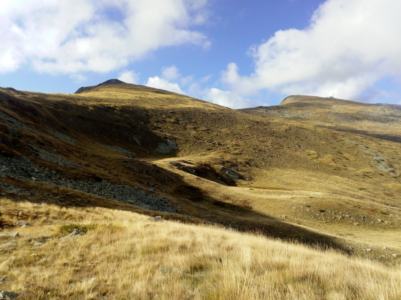 Mountain scenery around Big Lake Pelister